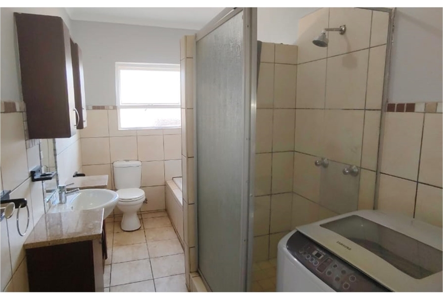 To Let 3 Bedroom Property for Rent in Pacaltsdorp Western Cape